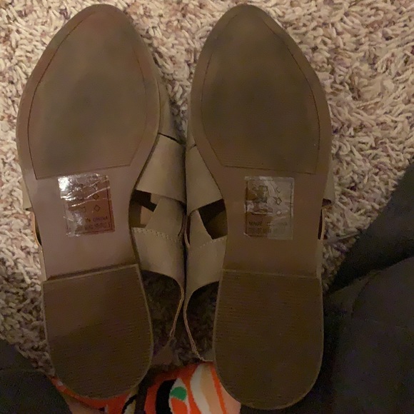 Unique flats! - Picture 5 of 5